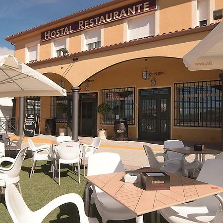 Hostal Los Batallones Torrejon de Velasco Exterior photo